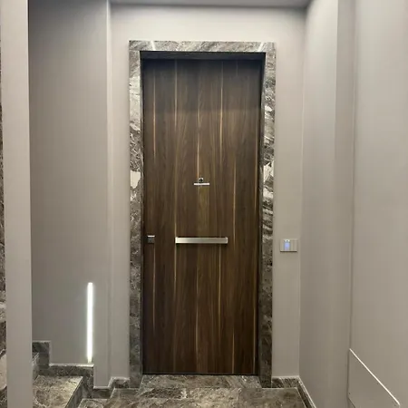 Piccinni Exclusive 6 Apartment